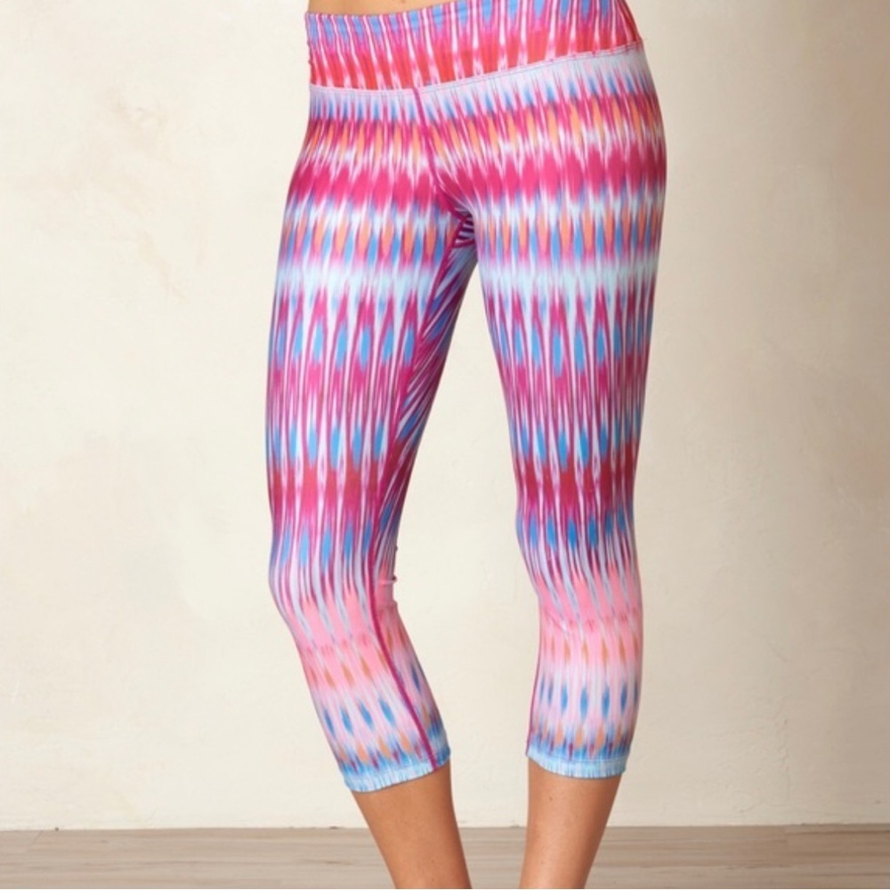 NWOT Prana Roxanne Y2K Capri Yoga Pants Size M Boho Retro Activewear